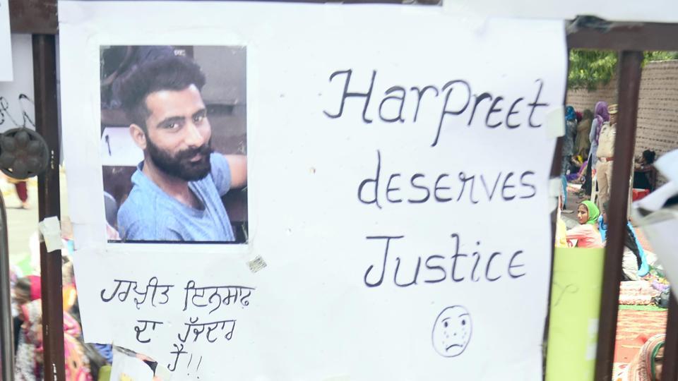Harpreet singh Khalsa College suicide