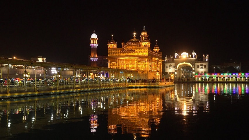Golden Temple Amritsar (Night View)