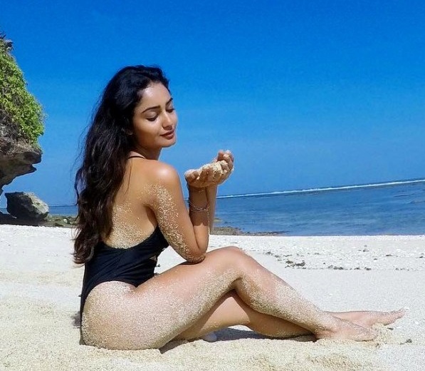 Here have collected some hot pics of Babita aka Tridha Choudhury for you. 