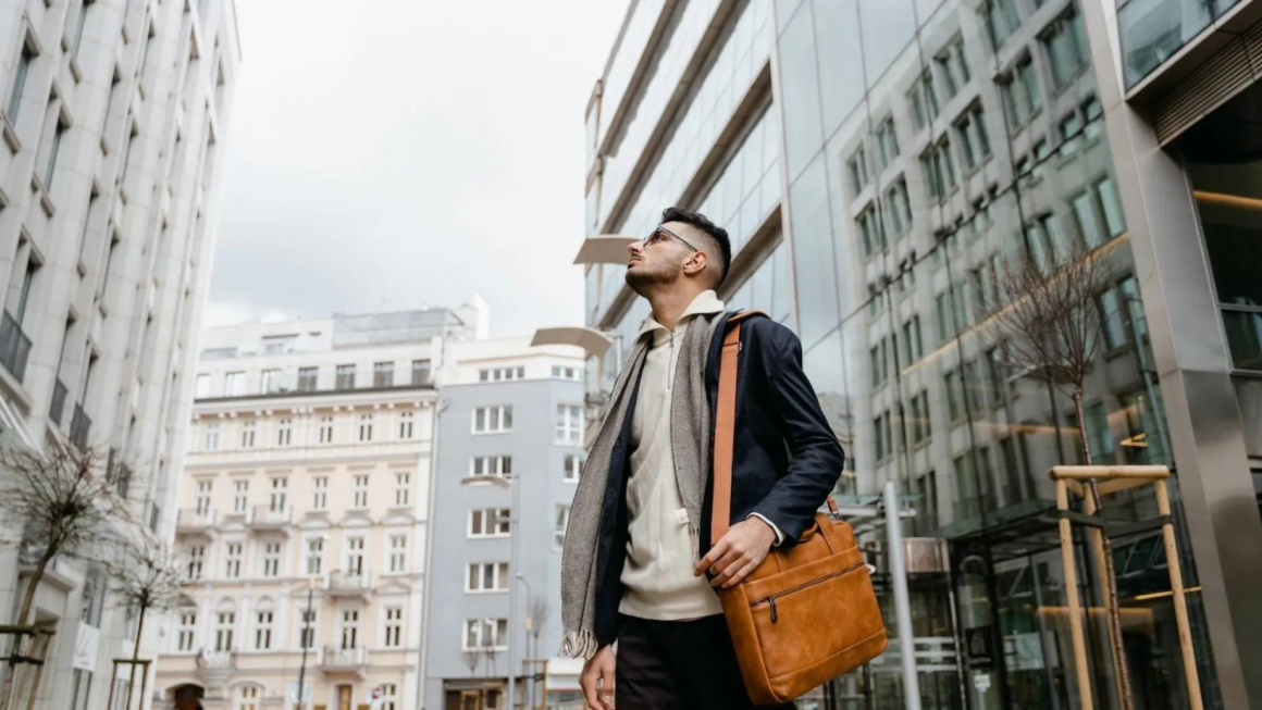 Men sling bag